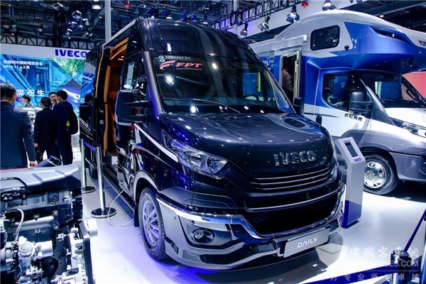 Iveco Attends the 2nd CIIE in Shanghai